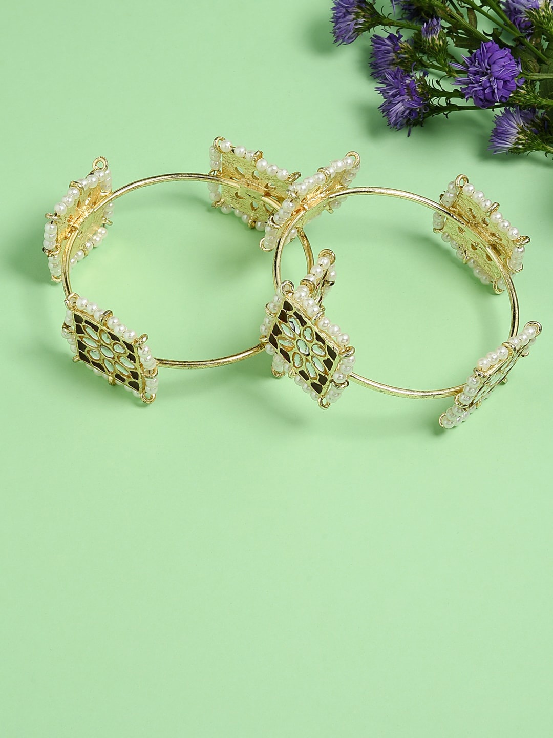 

Fida Set Of 2 Gold-Plated Kundan-Studded & Beaded Bangles