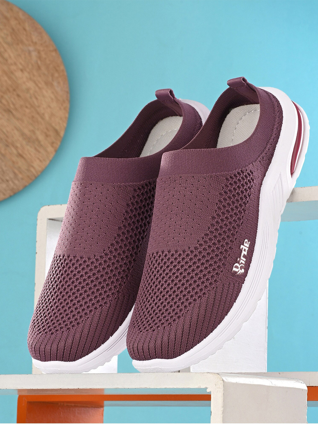 

BIRDE Women Air Technology Non-Marking Walking Shoes, Pink