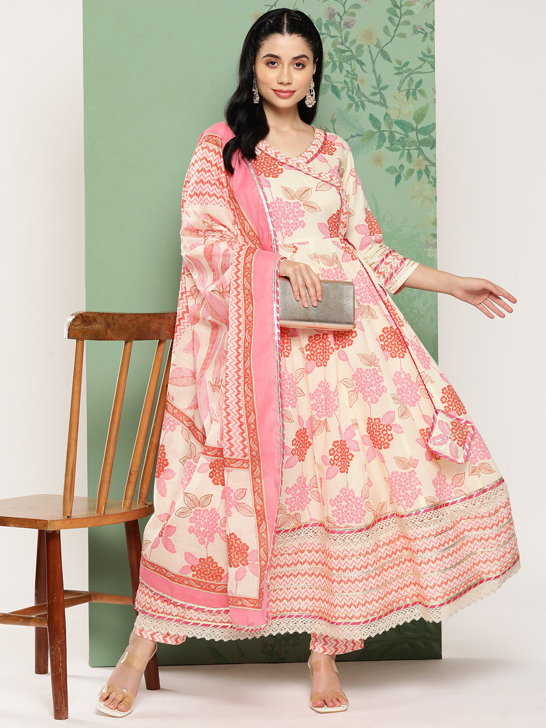 

Yufta Women Floral Printed Angrakha Pure Cotton Kurta Set, White