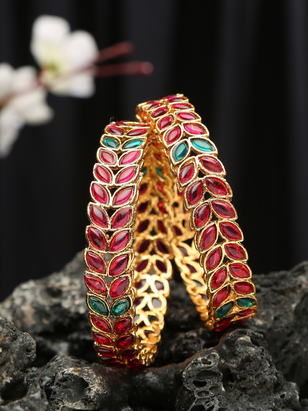 

Anouk Set Of 2 Gold-Plated Stone Studded Bangles