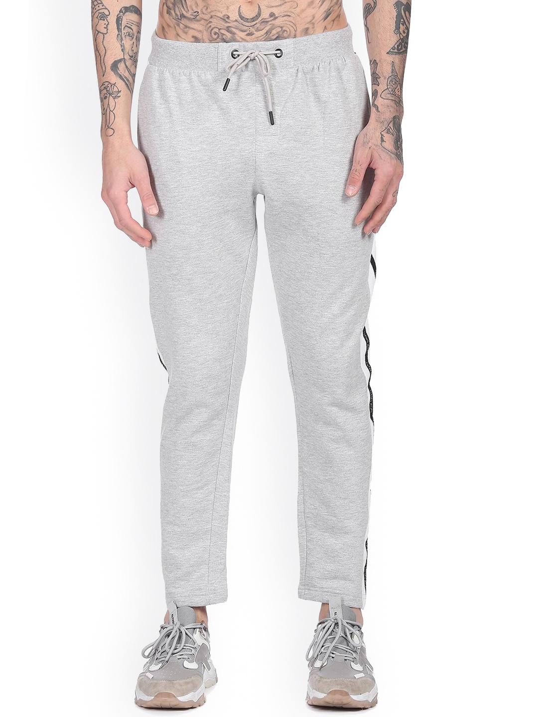 

Flying Machine Men Mid-Rise Joggers, Grey