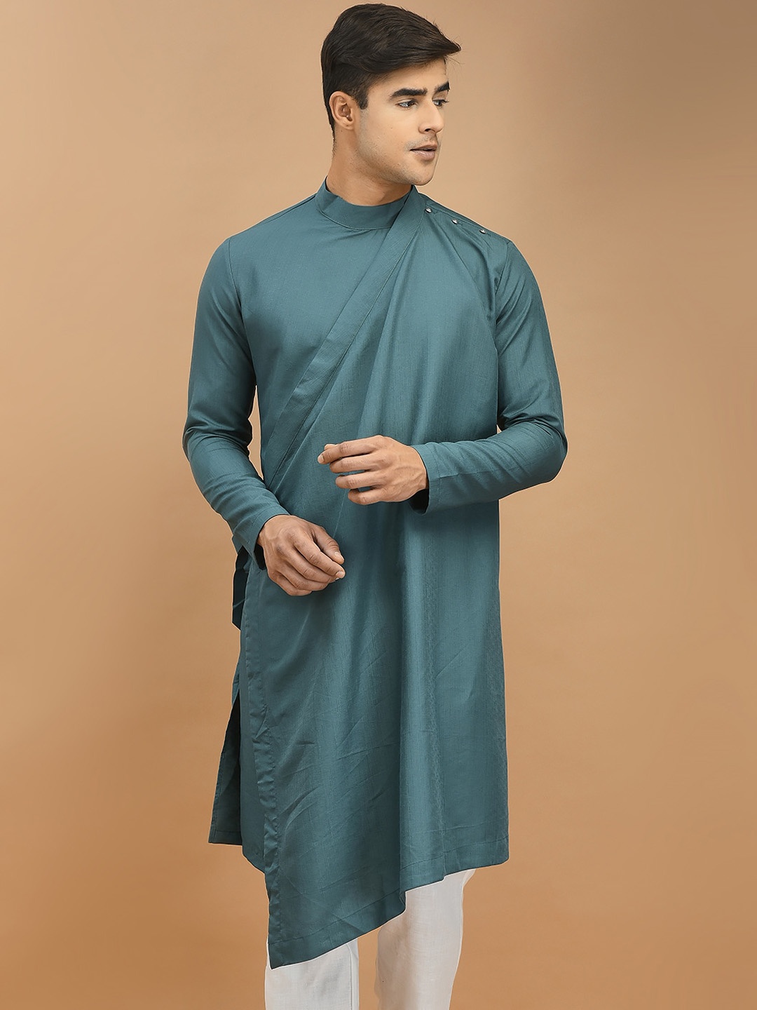 

DEYANN High Neck Roll-Up Sleeves A-Line Kurta, Green