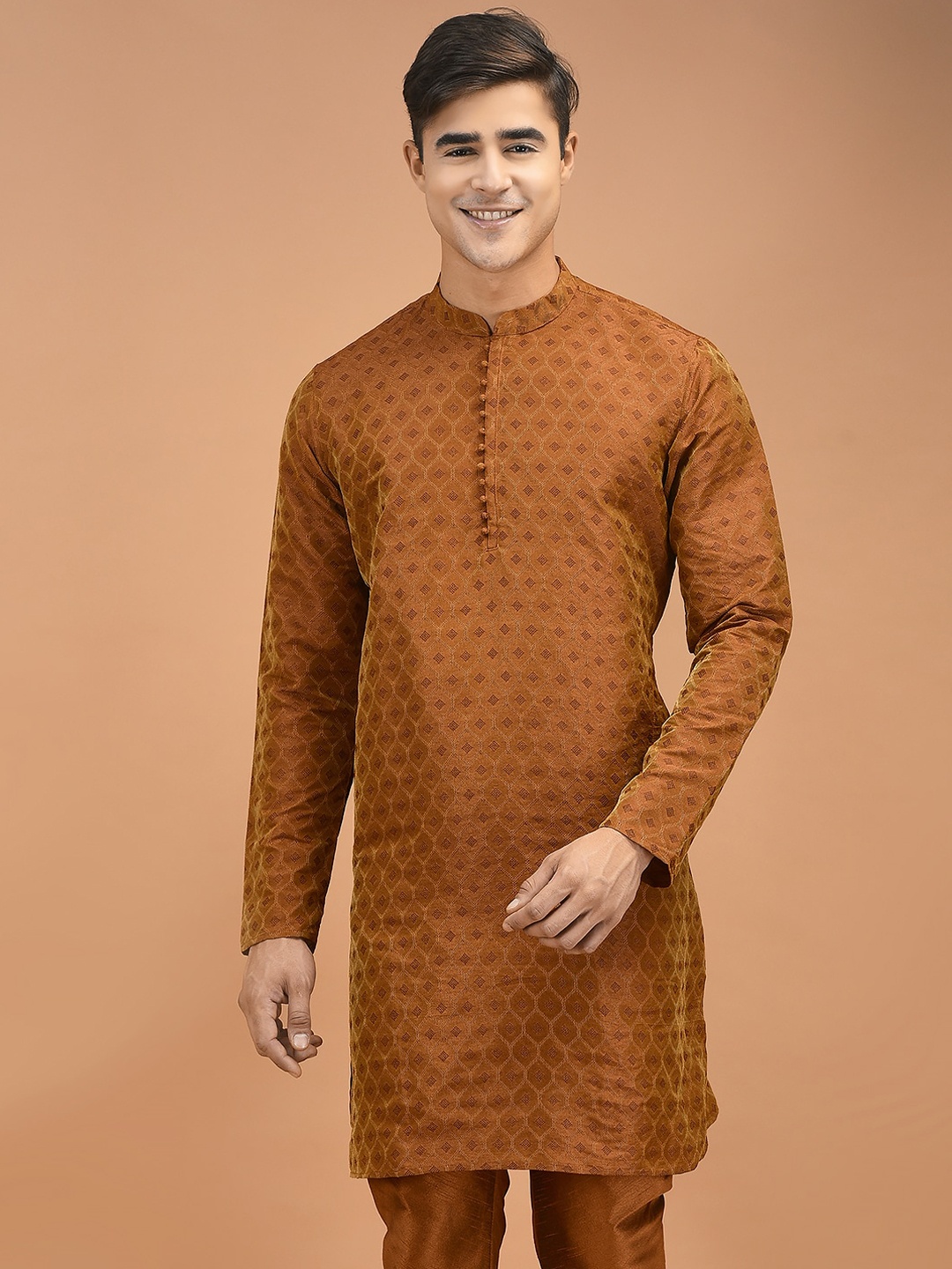 

DEYANN Mandarin Collar WoveN Design Jacquard Kurta, Copper