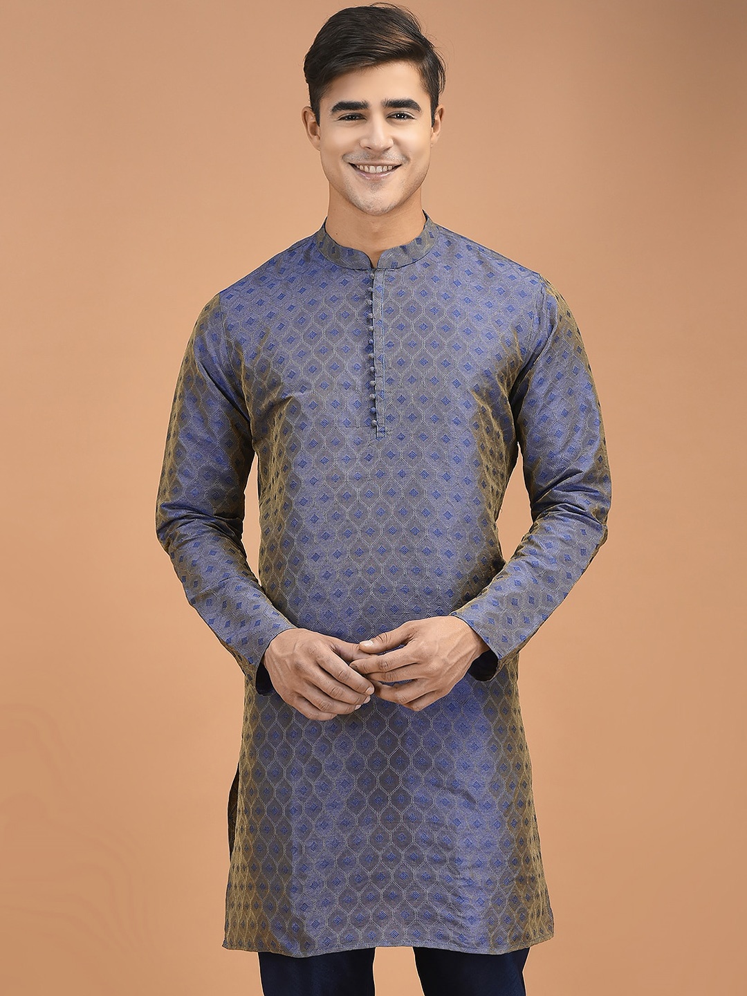 

DEYANN Geometric Thread Work Jacquard Kurta, Blue