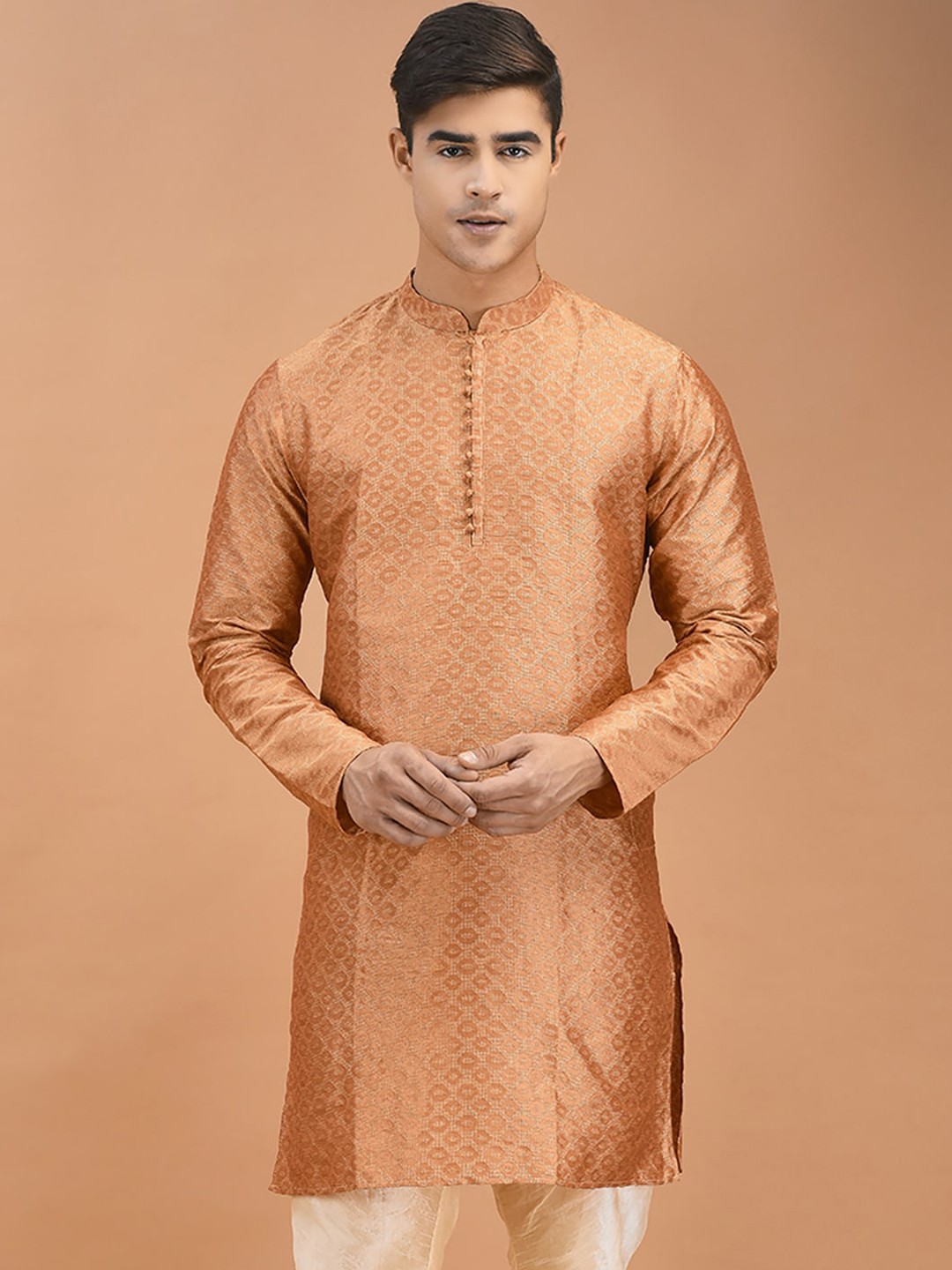 

DEYANN Mandarin Collar Woven Design Jacquard Kurta, Mustard
