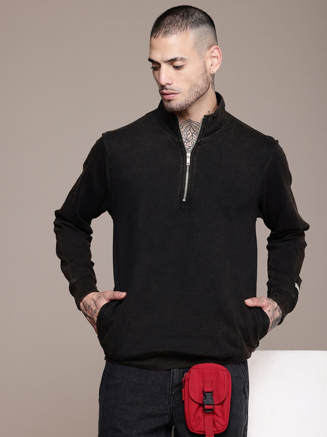 

The Roadster Life Co. Solid Half Zipper Sweatshirt, Black