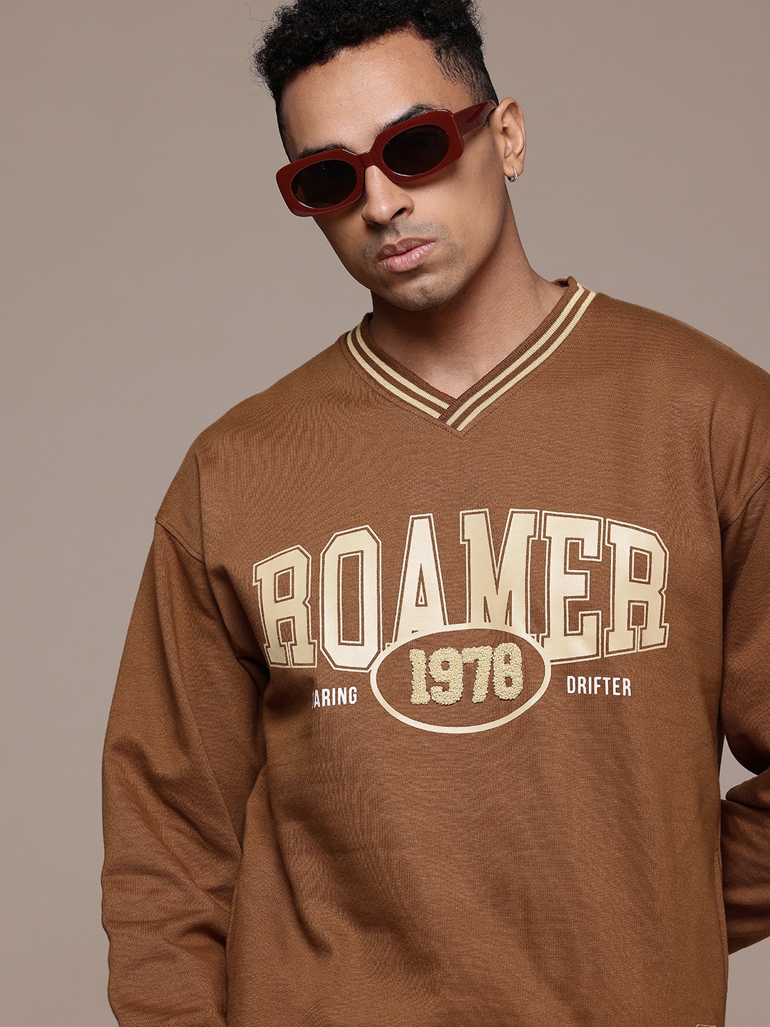 

Roadster Men Printed Sweatshirt, Brown