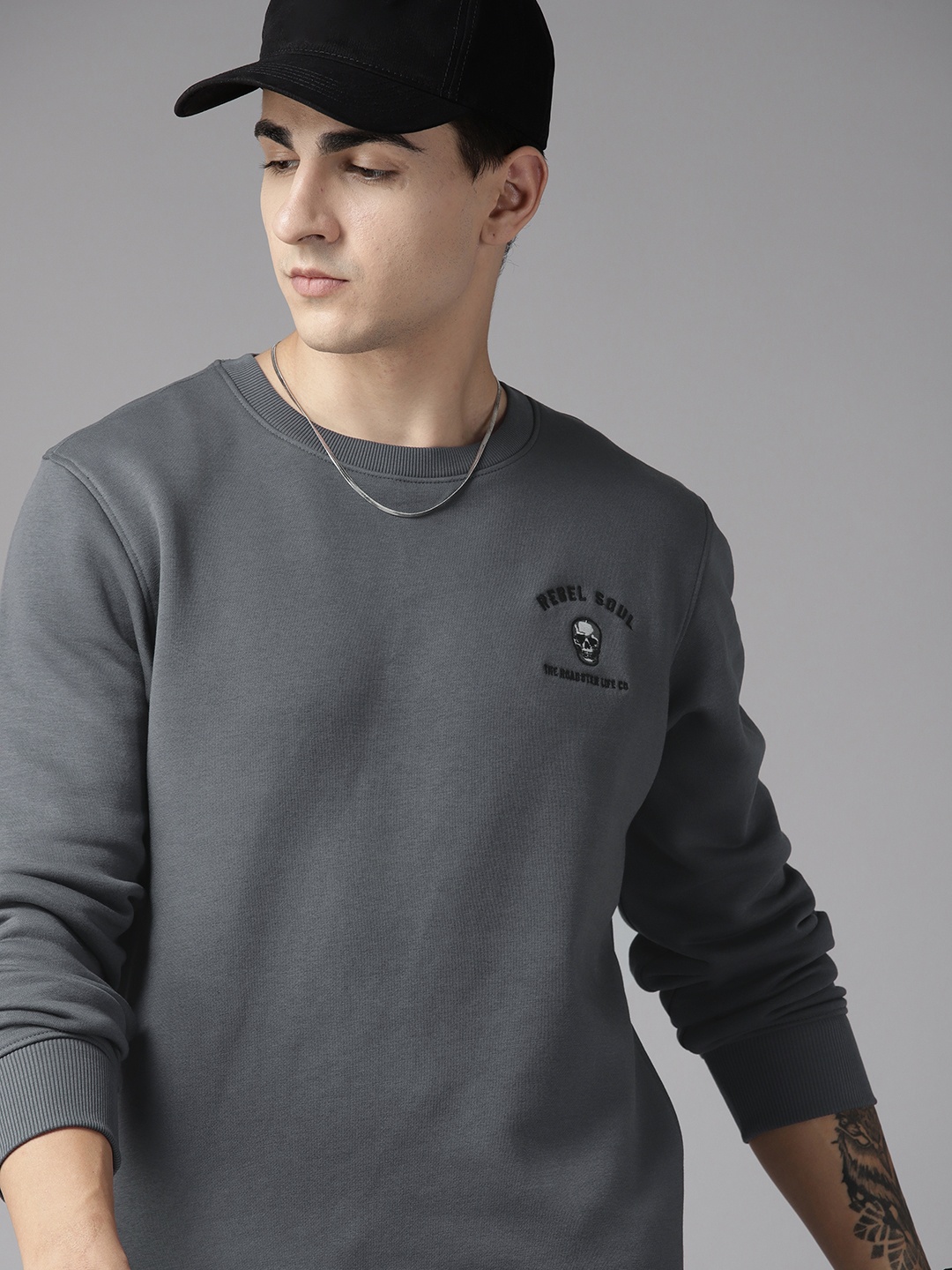 

The Roadster Lifestyle Co. Regular Fit Pullover Sweatshirt, Grey