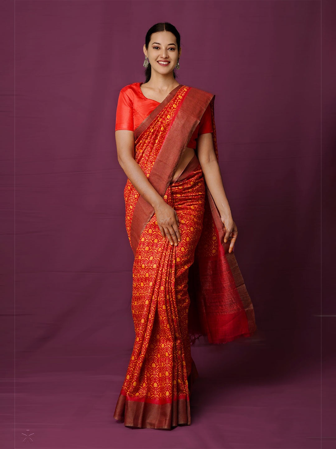 

Unnati Silks Ethnic Motifs Printed Pure Silk Handloom Saree, Red