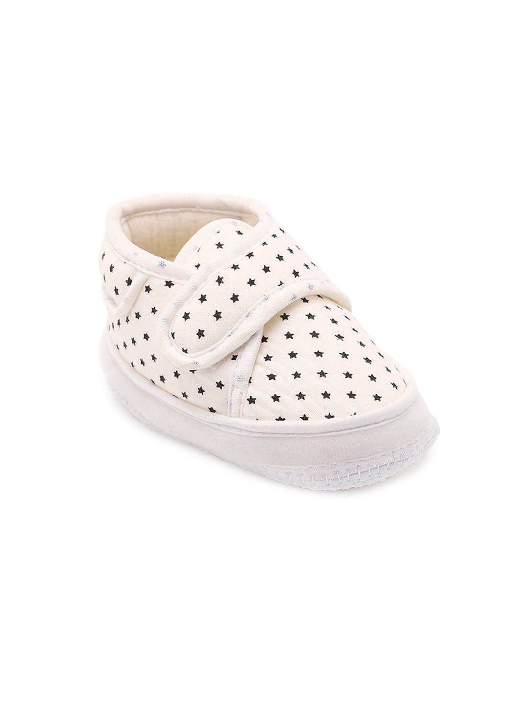 

CHiU Infants Star Cotton Booties, White