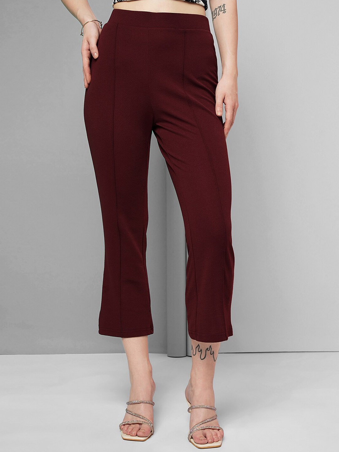 

Selvia Women Mid Rise Easy Wash Chinos Trousers, Maroon