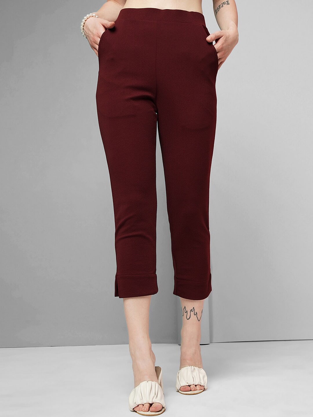

Selvia Women Mid-Rise Easy Wash Cropped Lycra Trousers, Blue