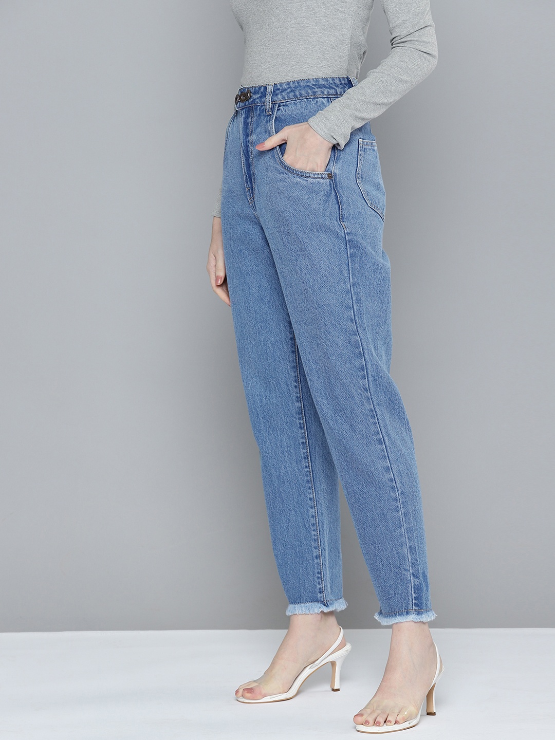 

Chemistry Women Straight Fit High-Rise Light Fade Jeans, Blue