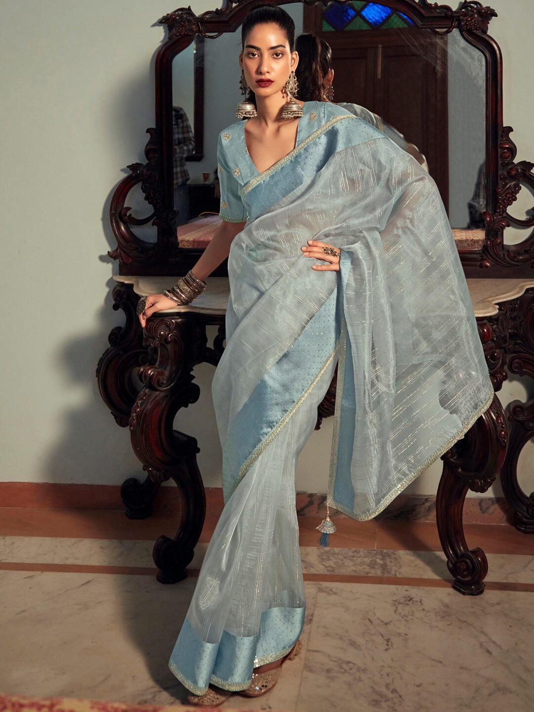 

Stylee LIFESTYLE Striped Beads & Stones Organza Saree, Blue