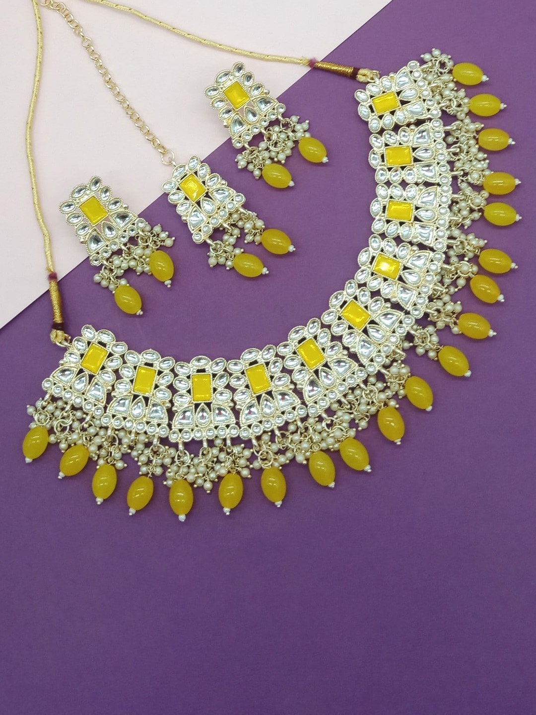 

AASHISH IMITATION Gold-Plated Kundan-Studded Necklace & Earring Set