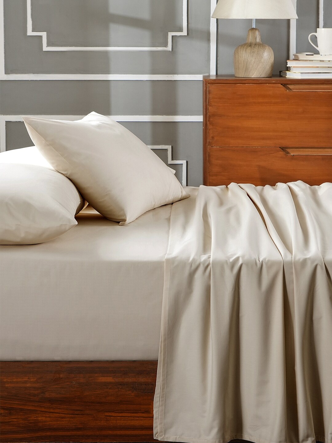 MASPAR Colorart Eden Beige 144TC Cotton Queen Bedsheet & 2 Pillow Covers