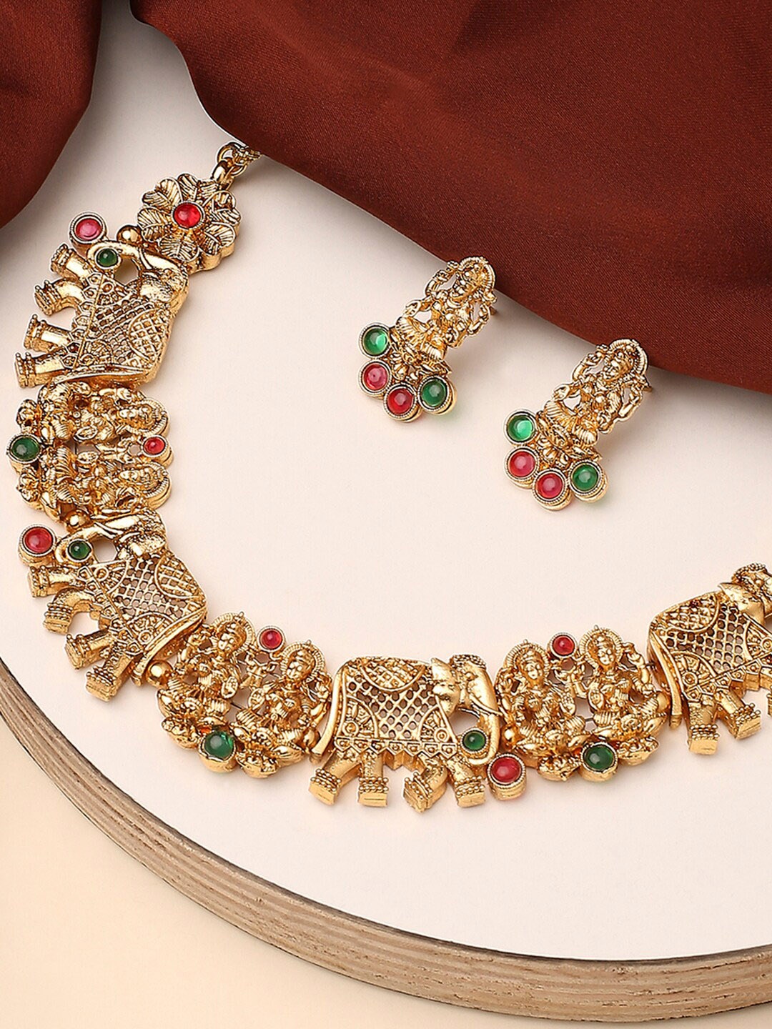 

OOMPH Gold-Plated Stone-Studded & Beaded Necklace & Earrings Set