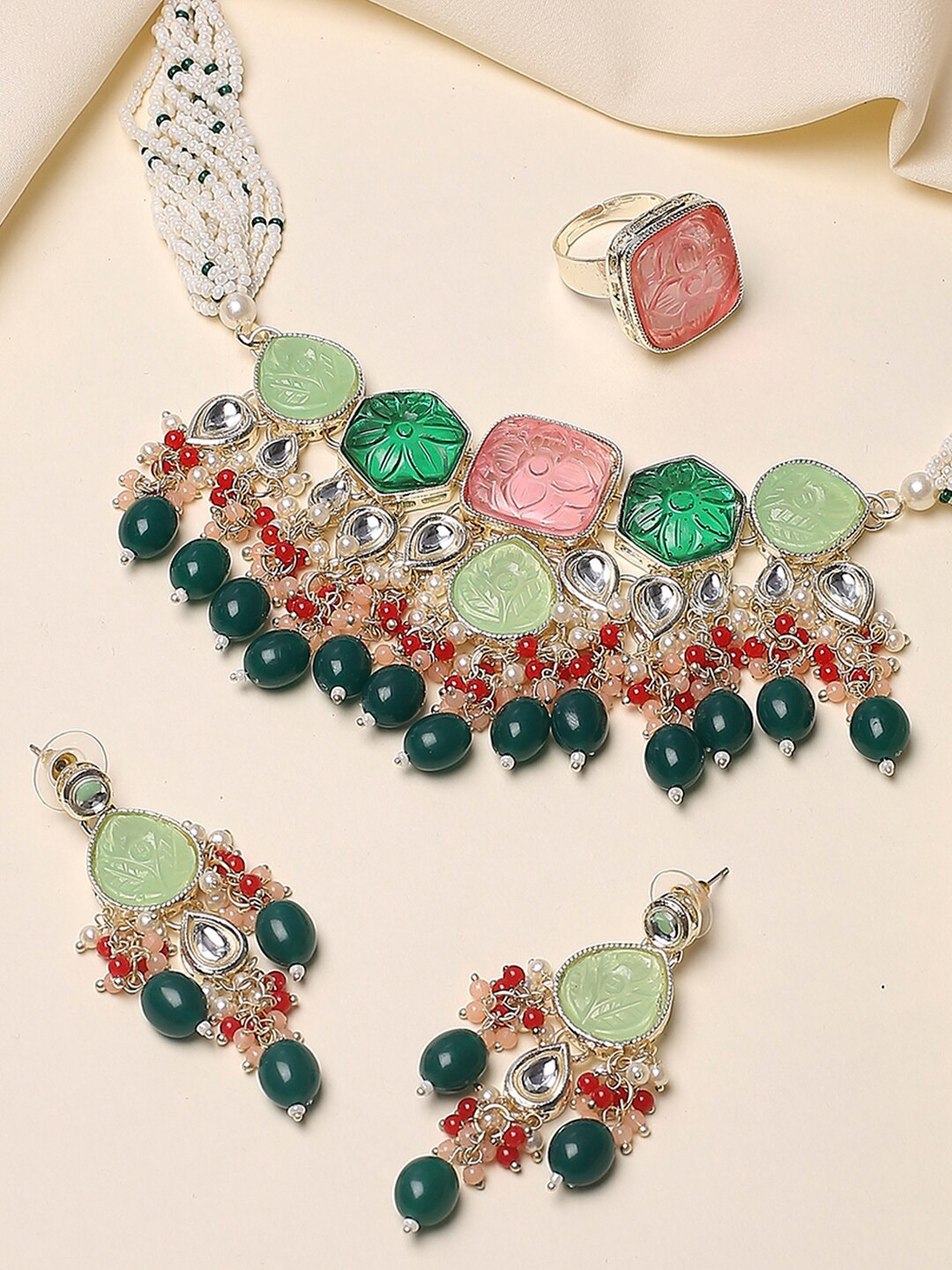 

OOMPH Kundan Studded & Beaded Necklace & Earrings Set, Gold