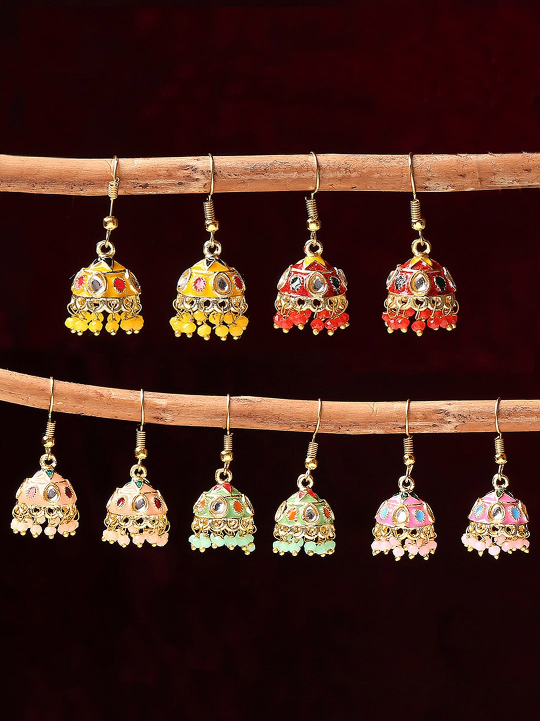 

OOMPH Set Of 5 Gold-Plated Kundan Studded & Beaded Dome Shaped Jhumkas