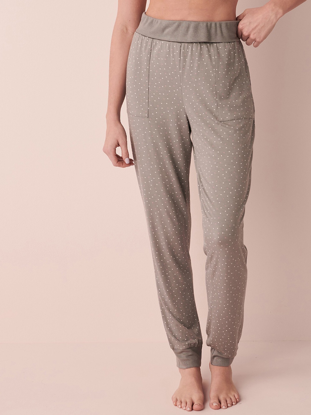 

La Vie en Rose Women Polka Dots Printed Lounge Pants, Brown