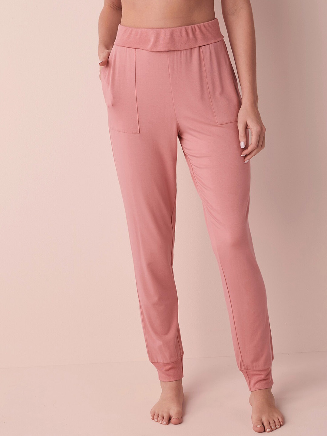 

La Vie en Rose Women Relaxed-Fit Breathable Jogger Lounge Pant, Pink