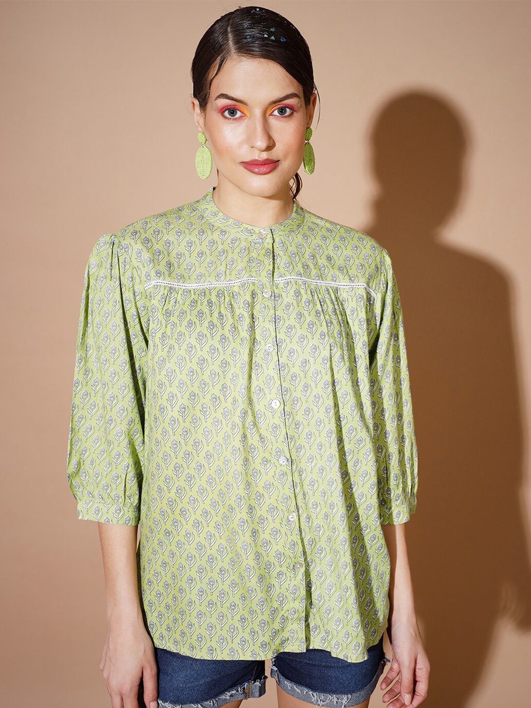 

Myshka Conversational Printed Mandarin Collar Puff Sleeves Shirt Style Top, Green