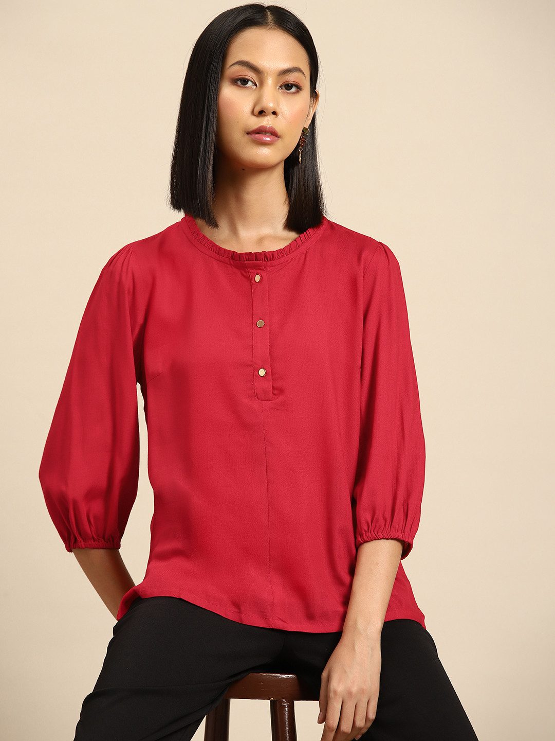 

all about you Half Button Placket Puff Sleeve Top, Red