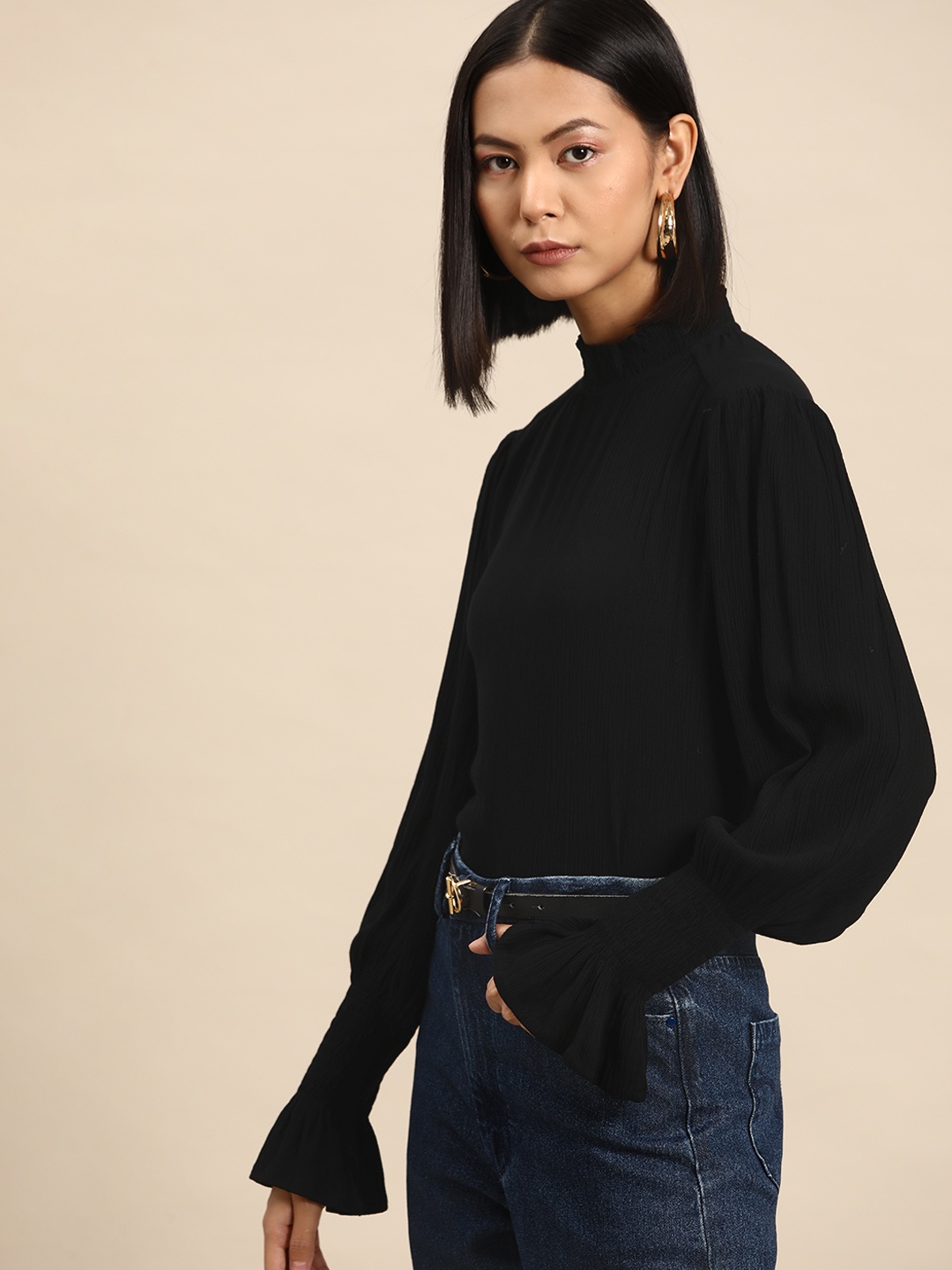 

all about you Solid Puff Sleeve Top, Black