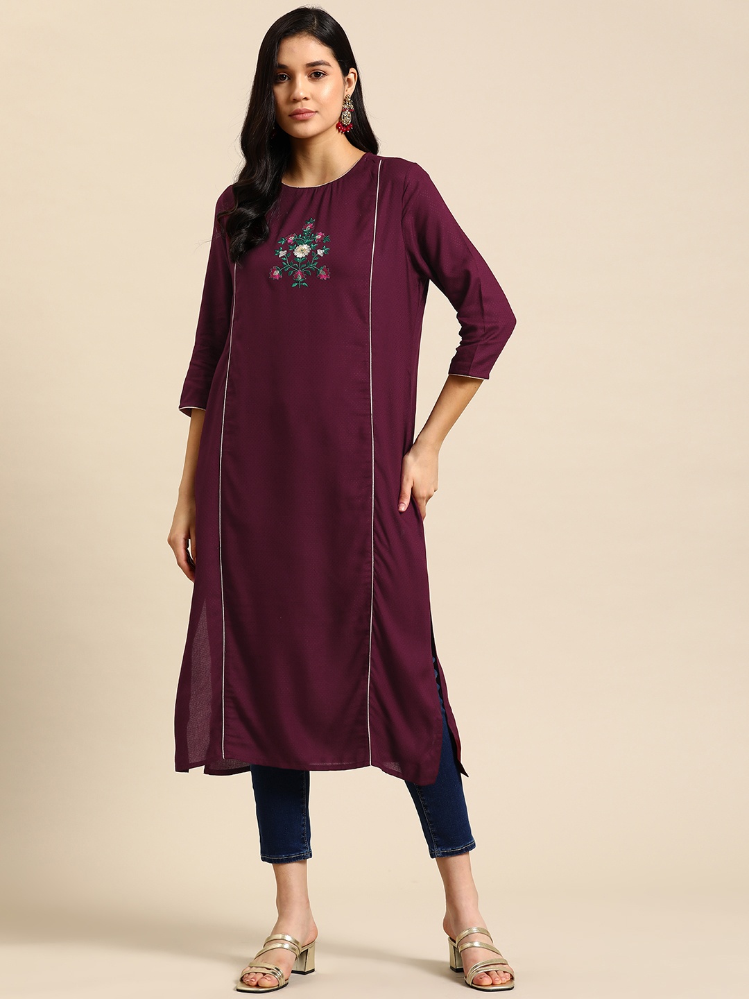 

all about you Women Floral Embroidered Kurta, Burgundy