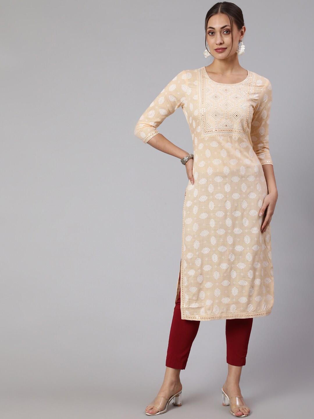 

KALINI Women Embroidered Kurta, Beige