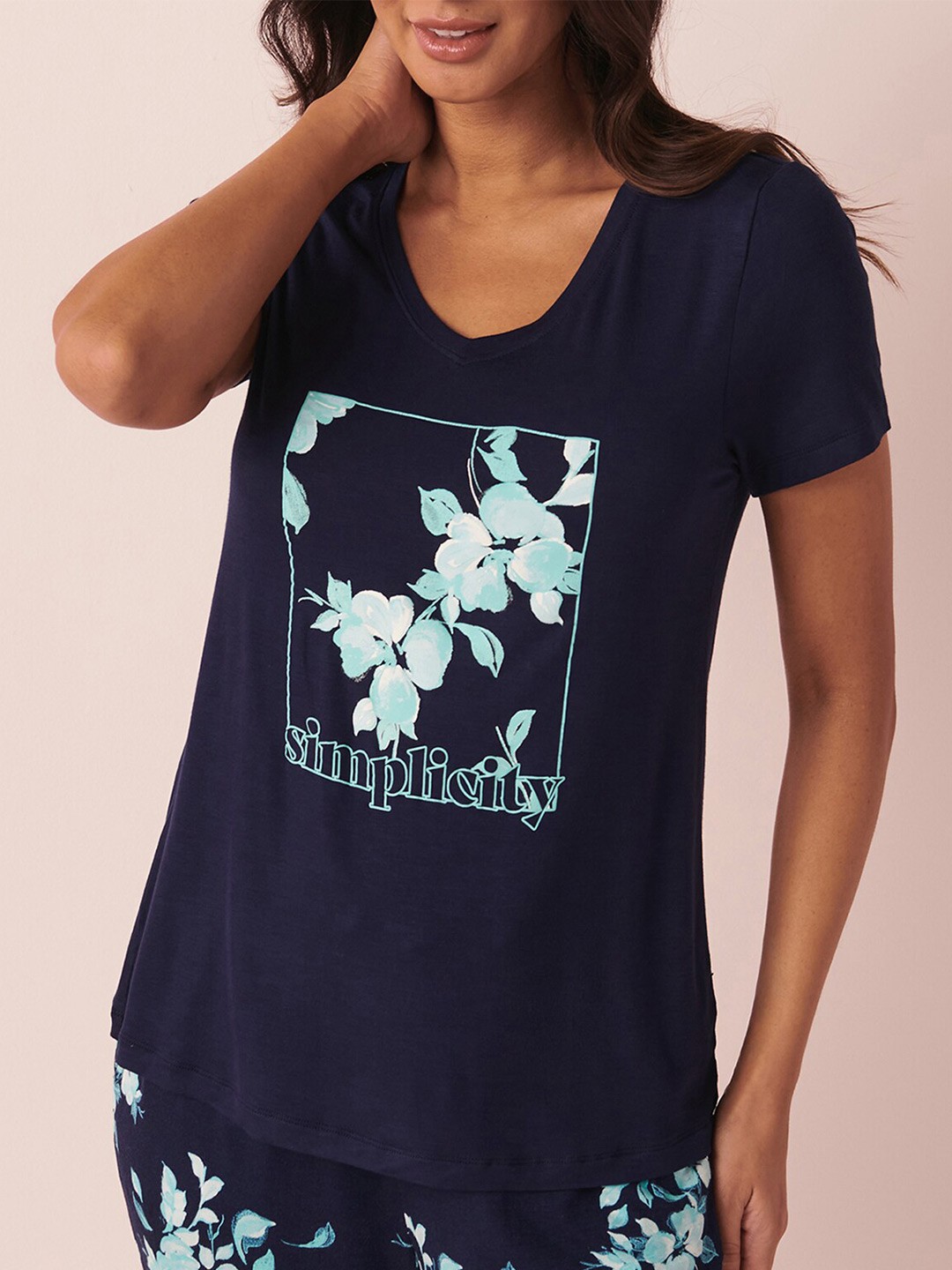 

La Vie en Rose Floral Printed Round Neck T-shirt, Blue