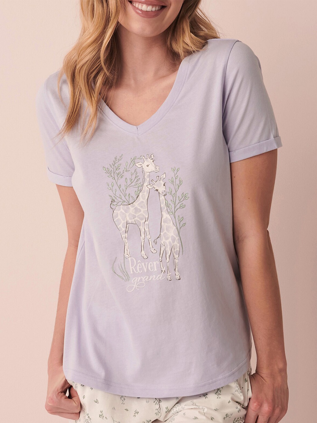 

La Vie en Rose Graphic Printed V-Neck Pure Cotton T-Shirt, Purple