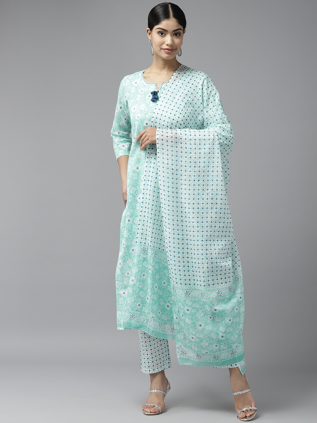

Prakrti Women Floral Printed Regular Pure Cotton Kurta with Trousers & With Dupatta, Sea green