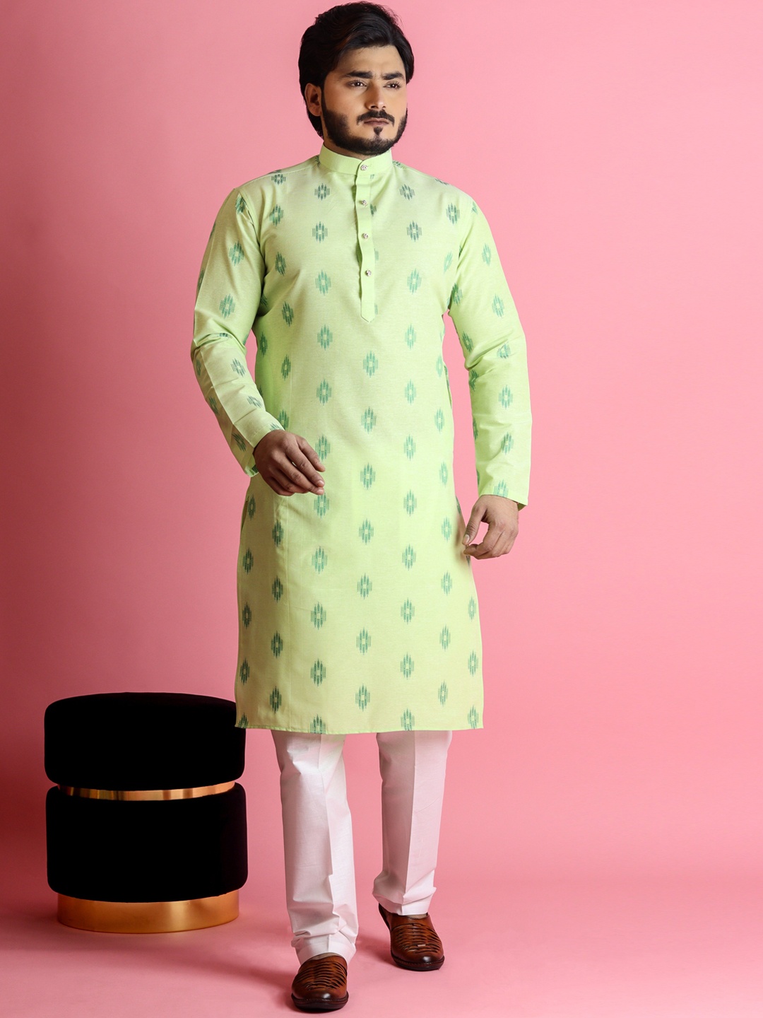 

Tibra Collection Ethnic Woven Design Kurta with Pyjamas, Lime green