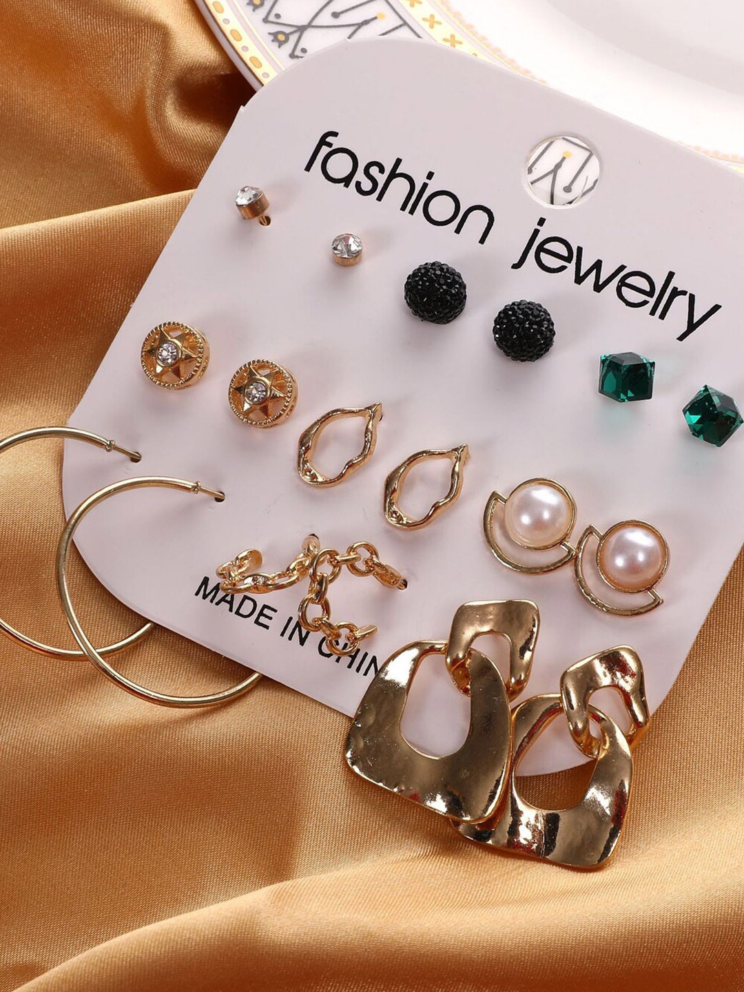 

Scintillare By Sukkhi 9Pcs Gold-Plated Circular Earrings