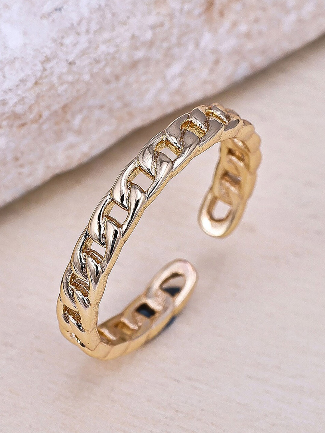

Scintillare By Sukkhi Gold-Plated Adjustable Finger Ring