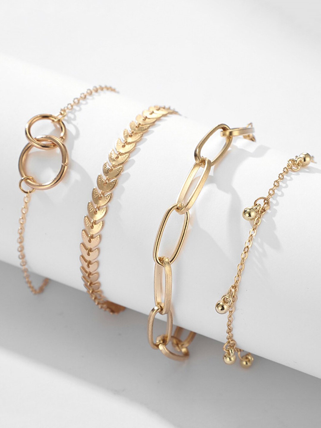 

Scintillare By Sukkhi Women Set Of 4 Gold-Plated Link Bracelets