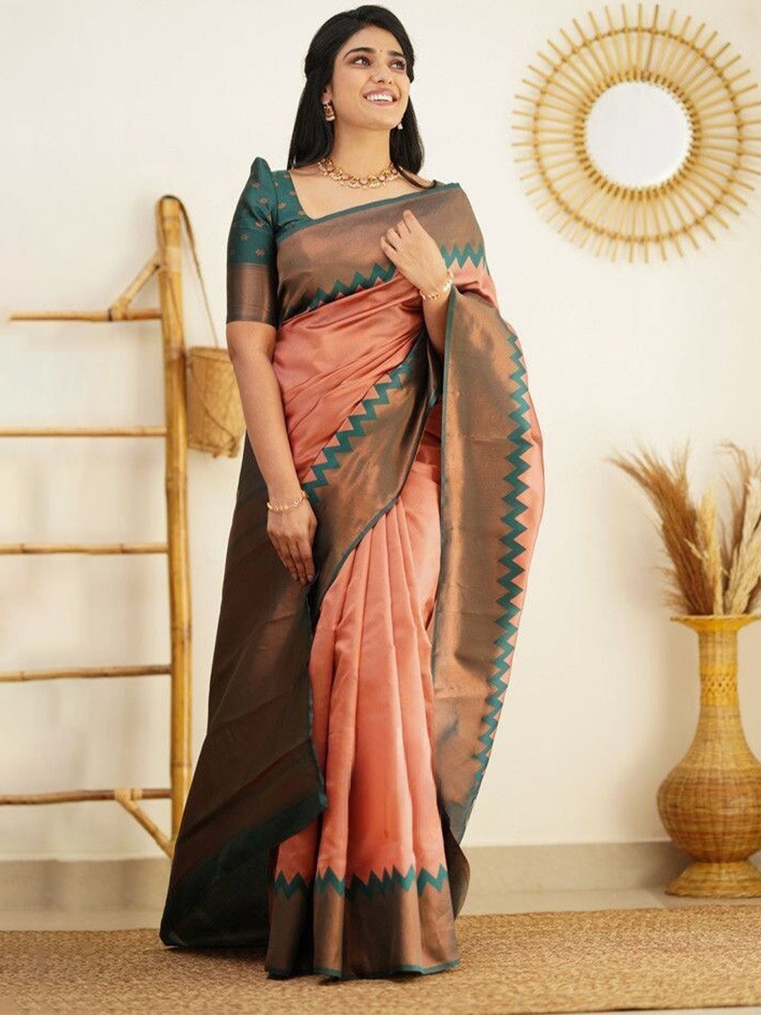 

Wuxi Woven Design Zari Pure Silk Kanjeevaram Saree, Peach