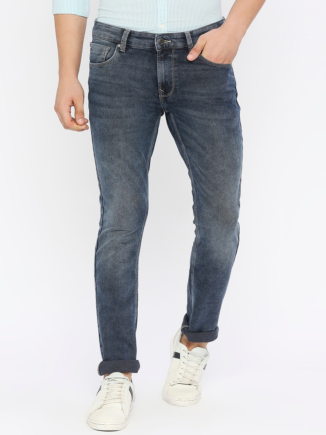 

SPYKAR Men Slim Fit Low-Rise Light Fade Stretchable Clean Look Jeans, Blue