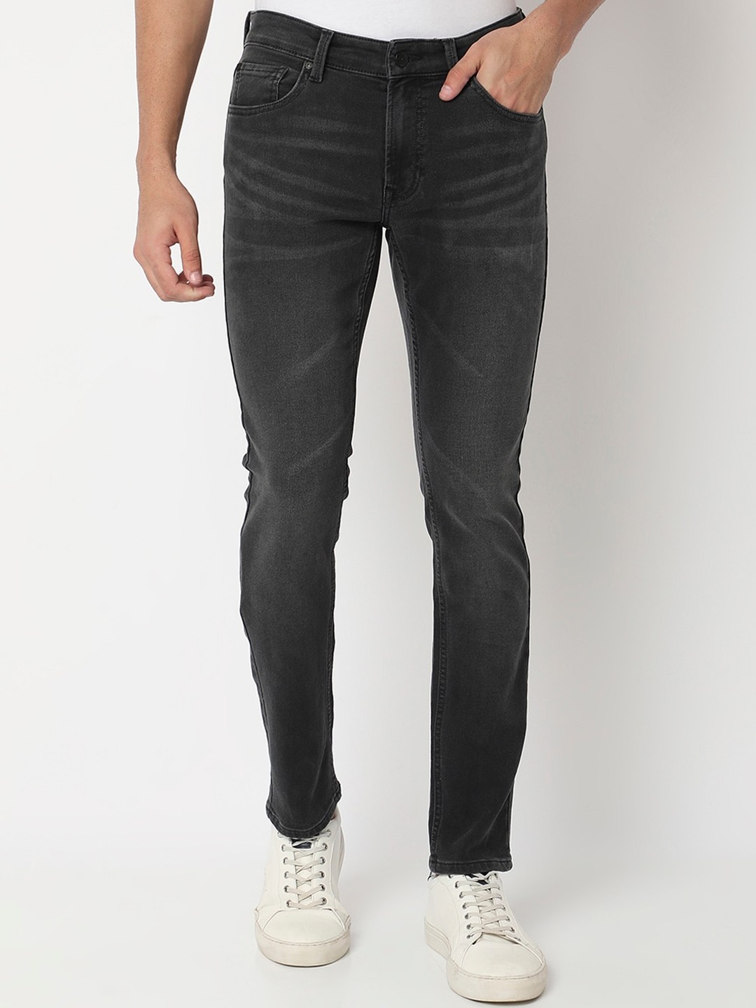 

SPYKAR Men Mid-Rise Light Fade Clean Look Stretchable Jeans, Black