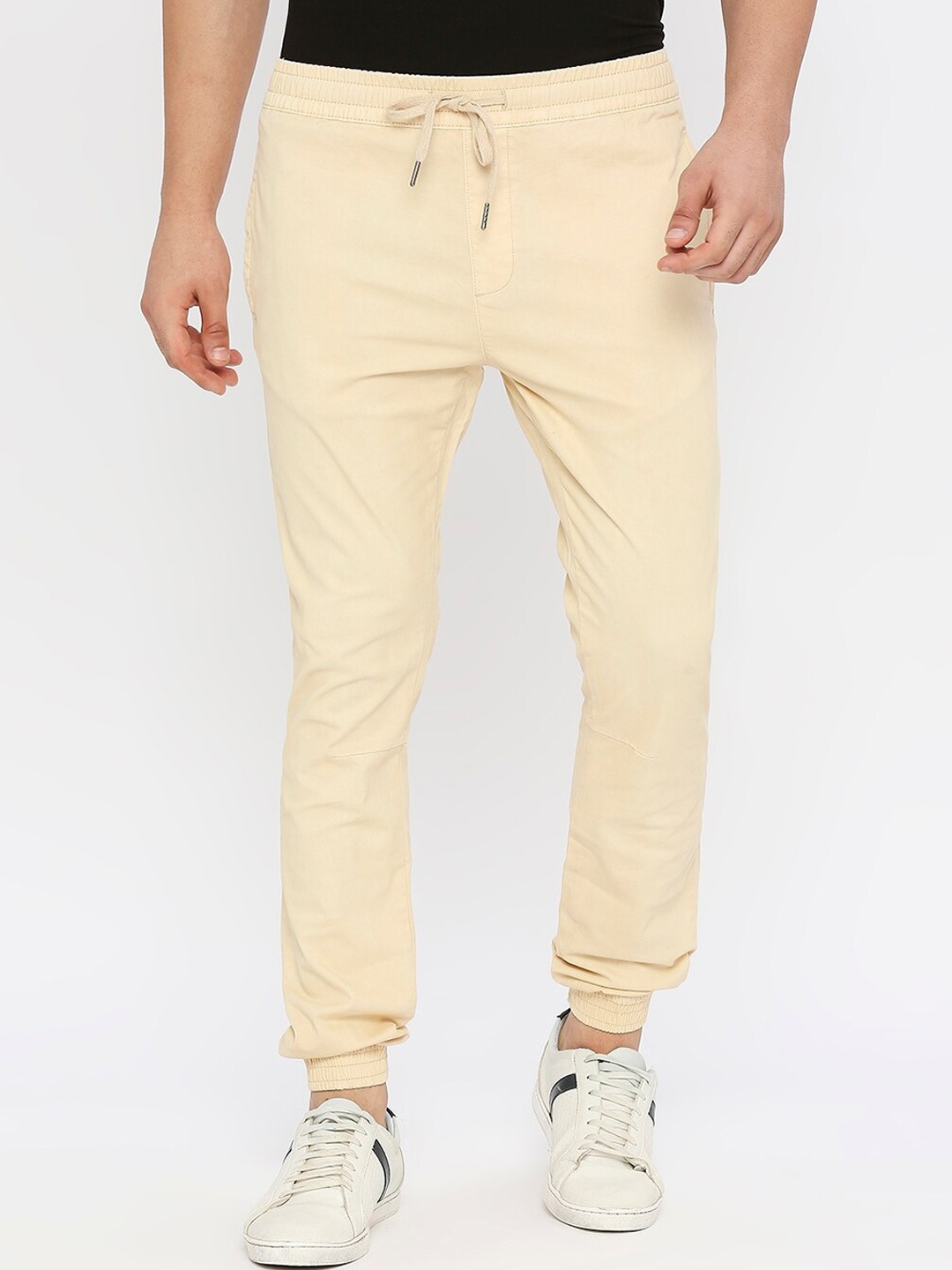 

SPYKAR Men Mid Rise Slim Fit Cotton Joggers, Cream