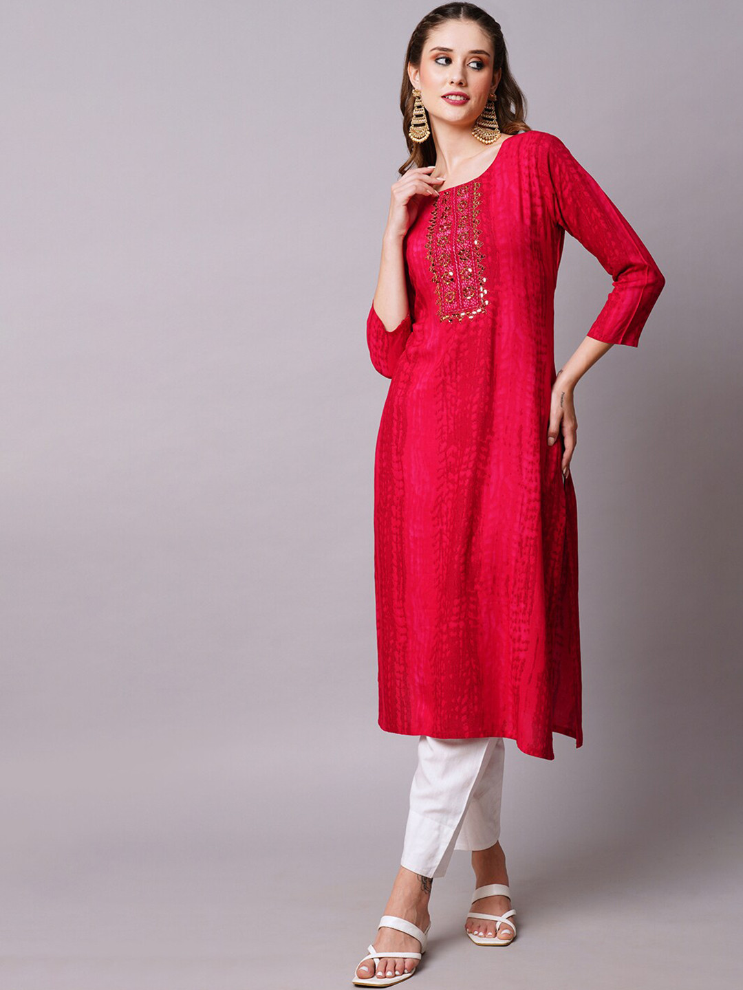 

FASHOR Magenta Floral Yoke Design Mirror Work Straight Kurta