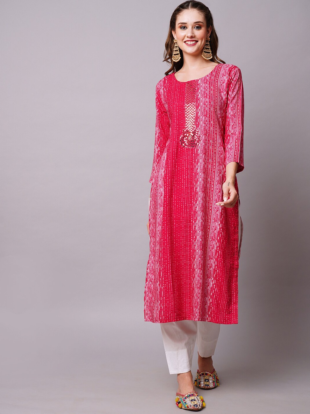 

FASHOR Magenta Geometric Printed Mirror Work Kurta