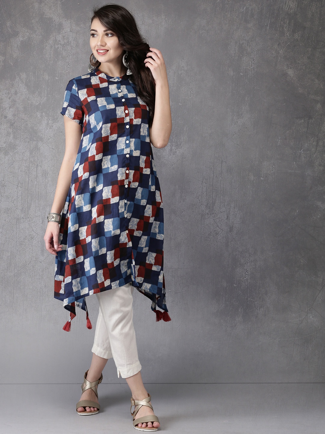 

Anouk Women Navy & Maroon Printed A-Line Kurta, Navy blue