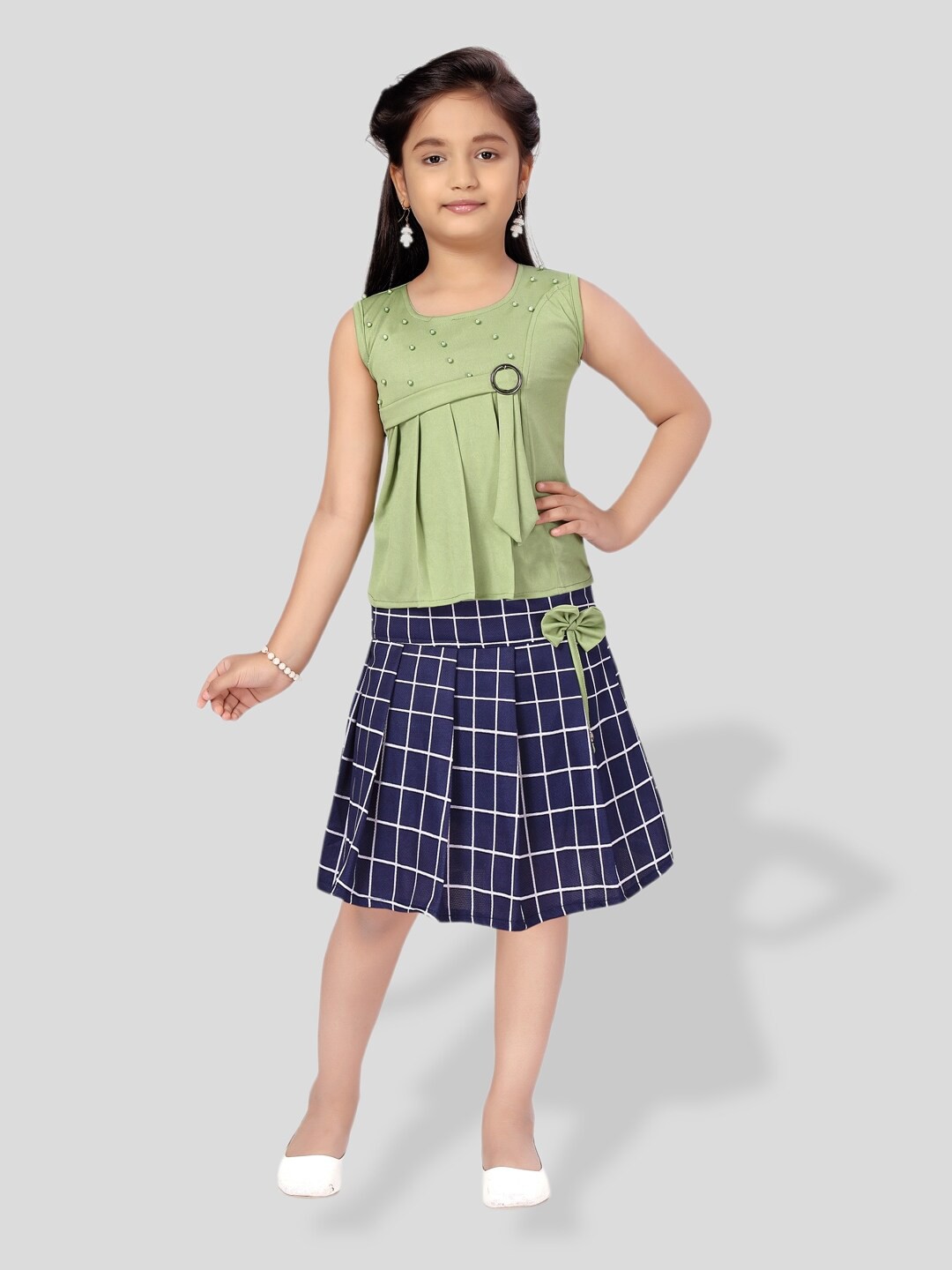 

BAESD Girls Embellished Top With Checked Skirt, Green