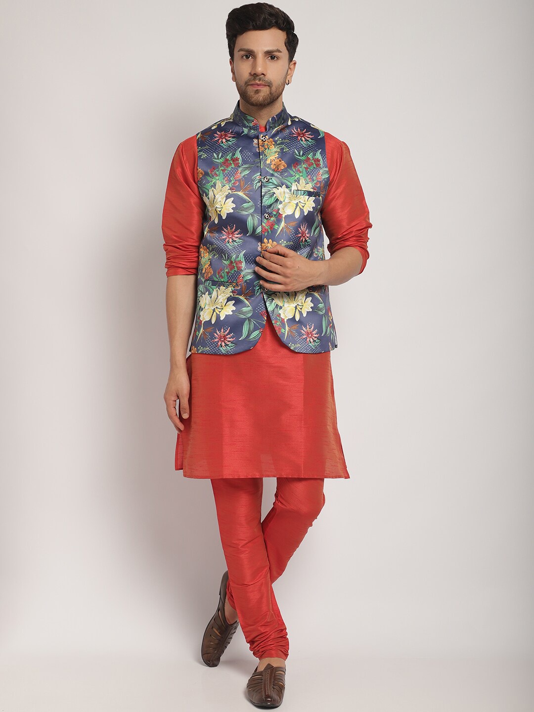 

Kaifoo Floral Printed Regular Kurta & Churidar With Nehru Jacket, Red