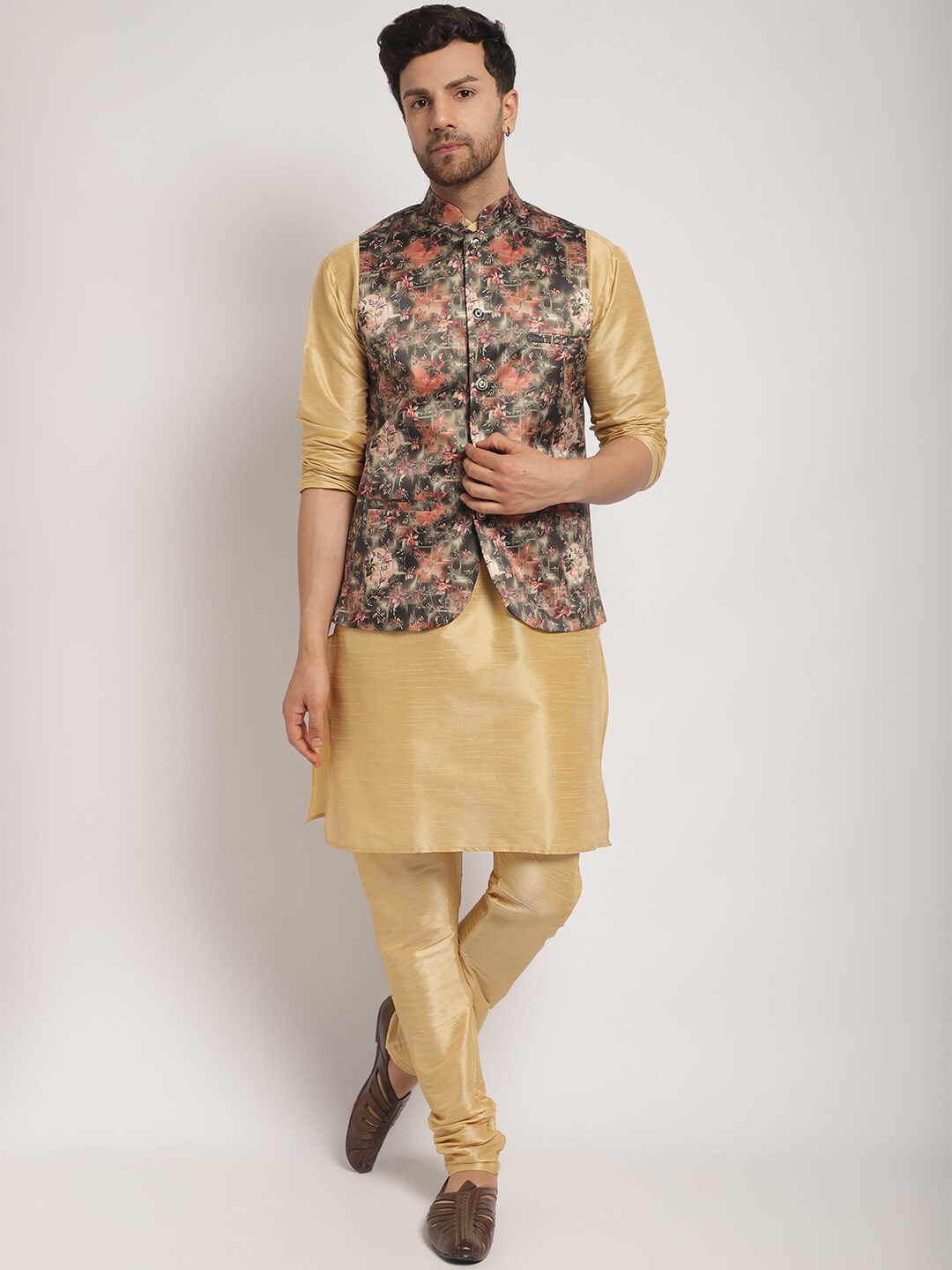 

Kaifoo Floral Printed Regular Kurta & Churidar With Nehru Jacket, Gold