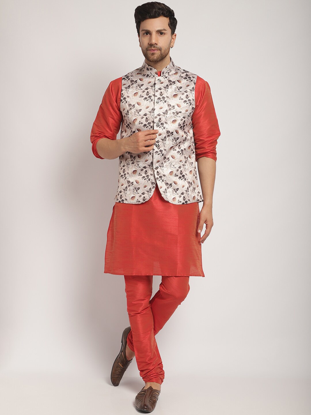 

Kaifoo Mandarin Collar Kurta with Churidar & Printed Nehru Jacket, Red