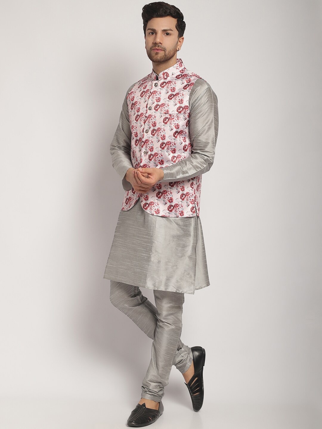 

Kaifoo Mandarin Collar Kurta with Churidar & Printed Nehru Jacket, Grey
