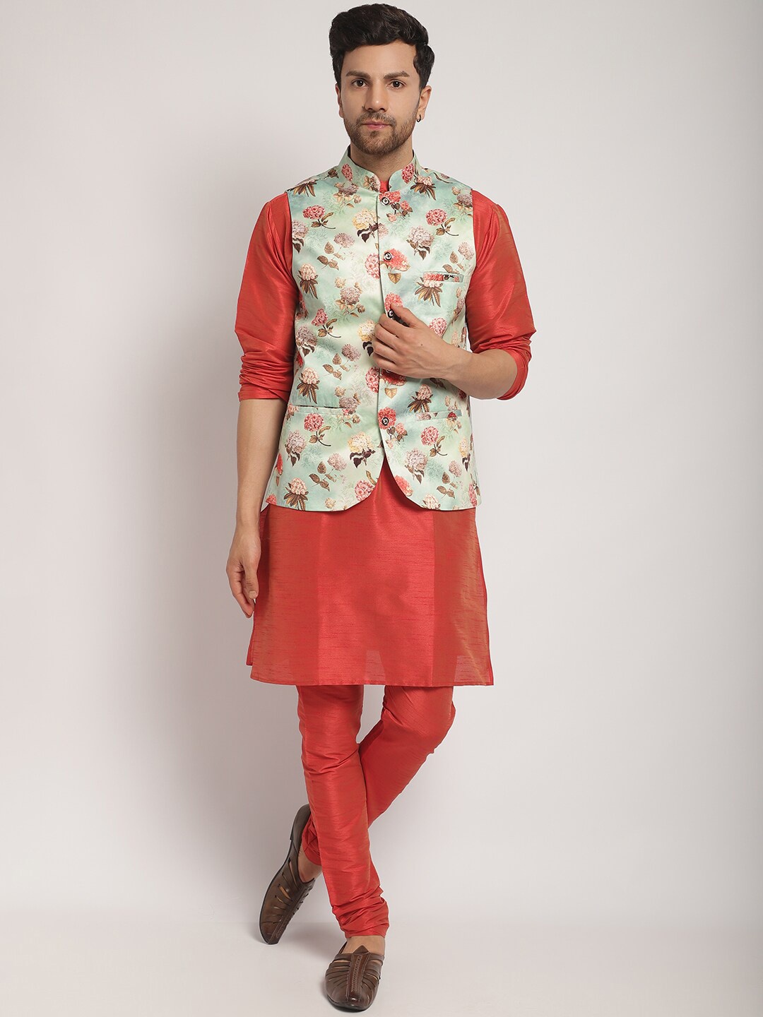 

Kaifoo Mandarin Collar Kurta with Churidar & Printed Nehru Jacket, Red